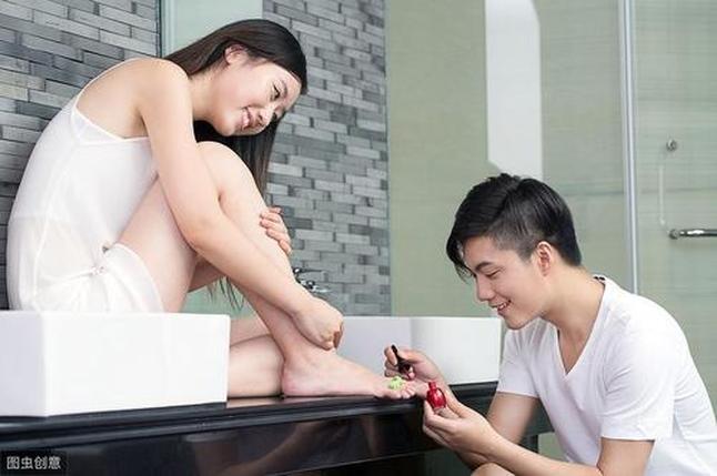 分手后男生极端报复